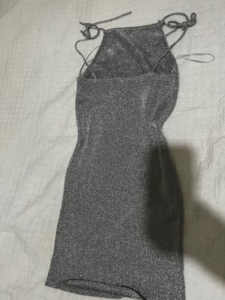 Vestido metalizado plateado