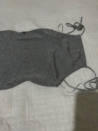 Vestido metalizado plateado