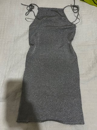Vestido metalizado plateado