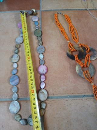 Collane lunghe perline madreperla e arancio