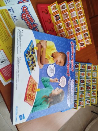 Juego Quién es Quién Hasbro Gaming