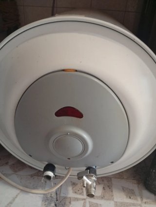 Calentador eléctrico Isea blanco