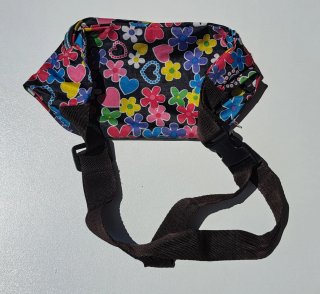 Riñonera multicolor con estampado floral