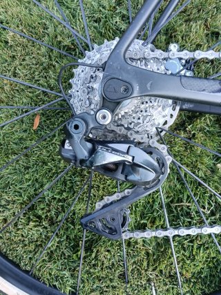 Canyon Ultimate CF SL Disc 8.0 DI2