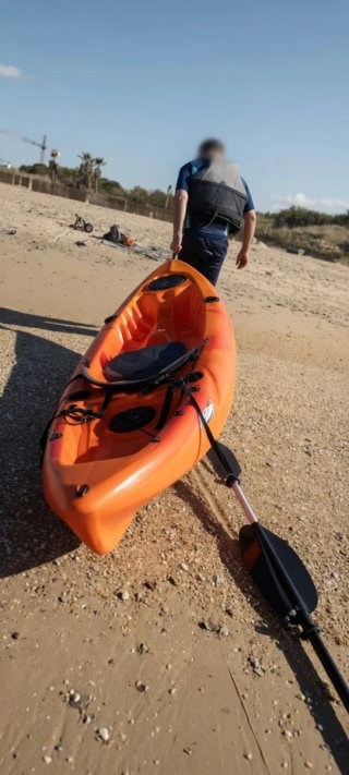 Kayak individual sit-on-top – Excelente estado
