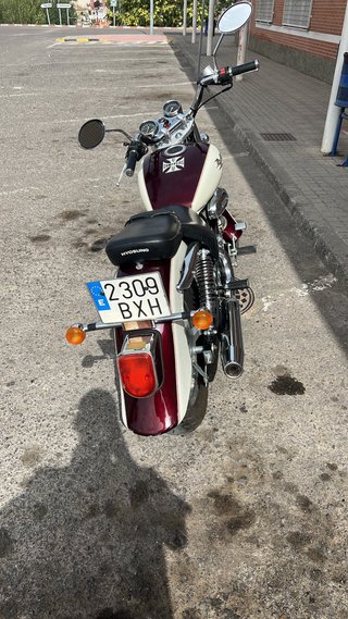 Hyosung Aquila GV 250 - 2002 - 10.000 km