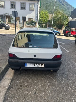 Renault Clio 1992