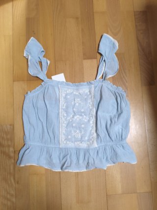 Top Zara Azul Talla XL Romántico.
