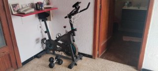 Bici statica + Manubri + Elastici