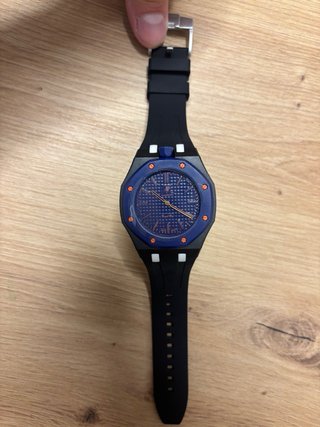 Reloj Swatch Royal Pop