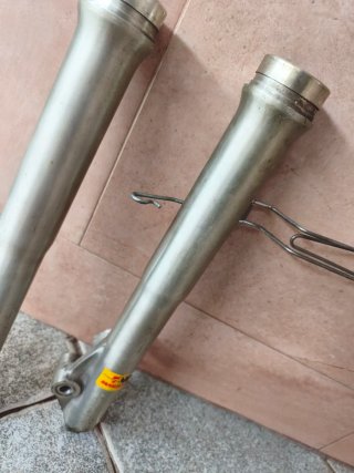 Pata horquilla Honda XL 200 R