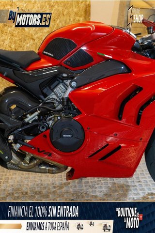 DUCATI Panigale v4 **FULL CARBONO**ARROW**PUIG**POCOS KM**