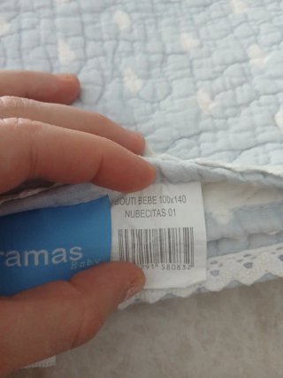 Colcha cuna infantil tramas azul nubes