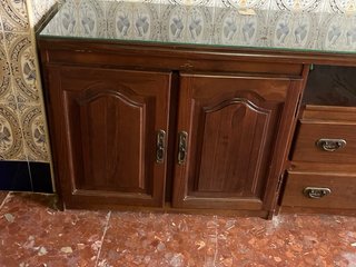 Muebles de salón madera oscura