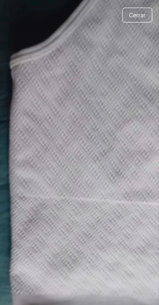 Top deportivo Oysho blanco