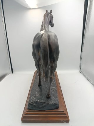 ANTIGUO CABALLO EN BRONCE DE JUSTO GANDARIAS.