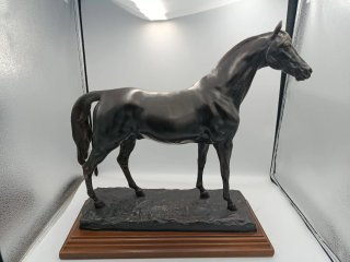 ANTIGUO CABALLO EN BRONCE DE JUSTO GANDARIAS.