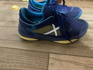 Zapatillas Padel Azul y Amarillo