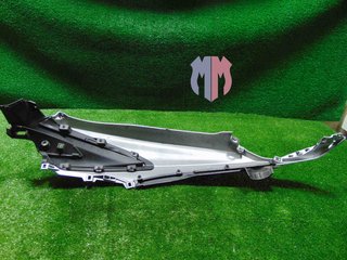 Codone Destro Piaggio Beverly 400 HPE 2021 2022