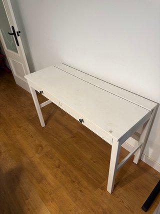 Escritorio IKEA HEMNES de madera maciza