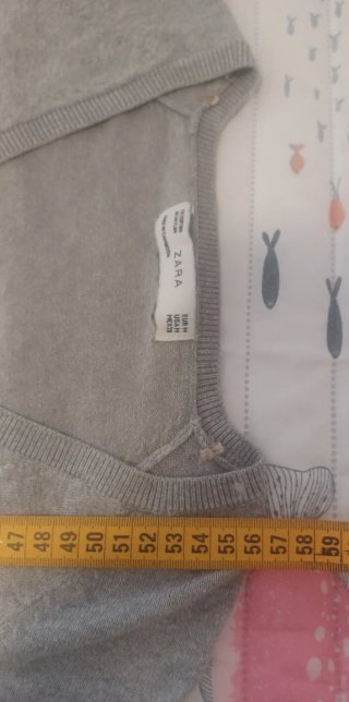 Jersey Zara cuello pico gris