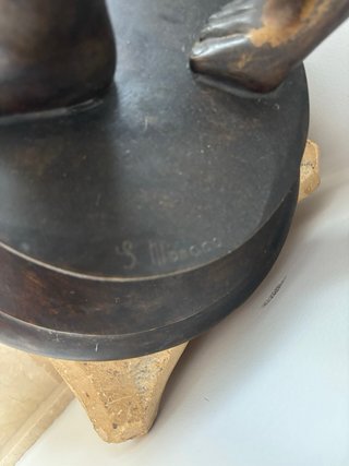Estatua Mujer Desnuda Firmada Monaco