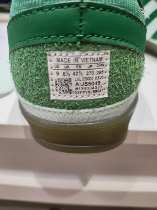 Bambas Gazelle Indoor Bad Bunny Yunque talla 42'5