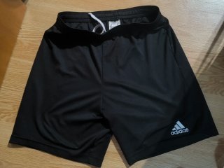 Pantalón corto deportivo Adidas negro