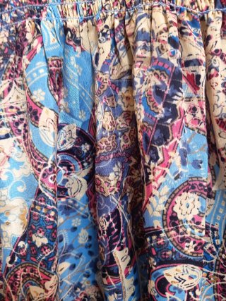 Vestido de seda estampado
