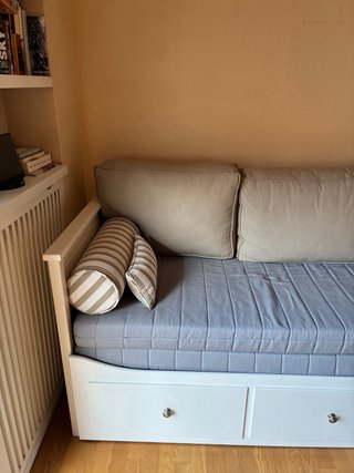 Divano letto Ikea Hemnes con cassetti