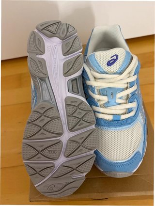 ASICS Gel-NYC Cream Arctic Sky EU39