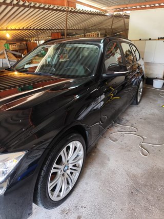 BMW 318 xDrive 2014