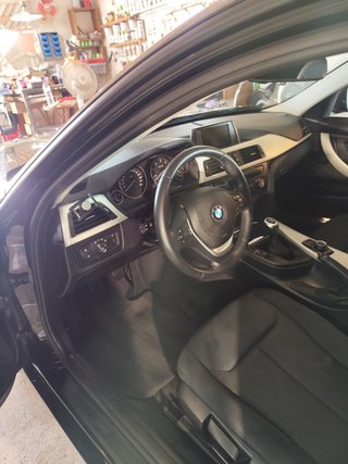 BMW 318 xDrive 2014