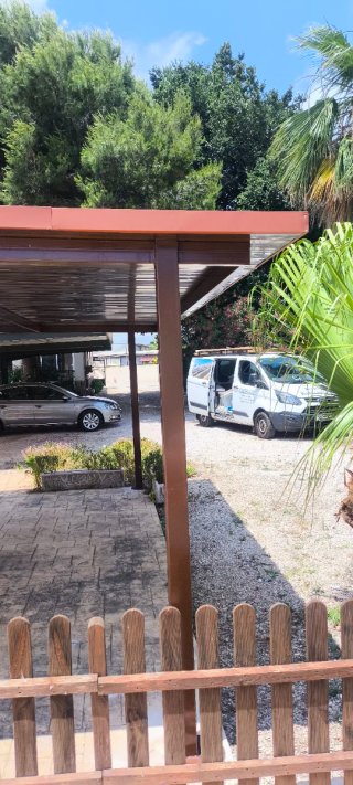 Cerramiento Panel Sándwich Pérgola