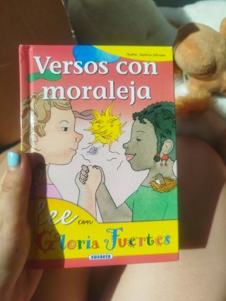Lote de libros infantiles.