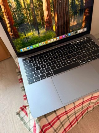 MacBook Pro 2019 seminuovo