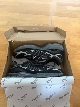 Asics Gel NYC Negro/Plata