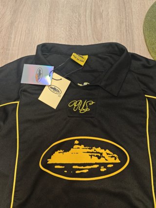 Camiseta Corteiz Negra y Amarilla Talla M