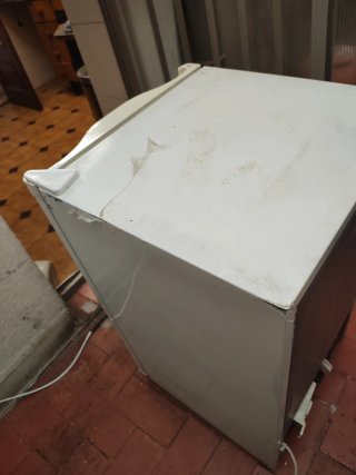 Congelador vertical blanco