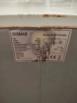 Congelador vertical blanco