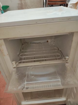 Congelador vertical blanco