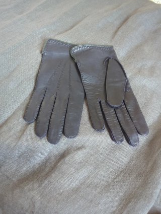 Guantes de Piel Hermo Grises