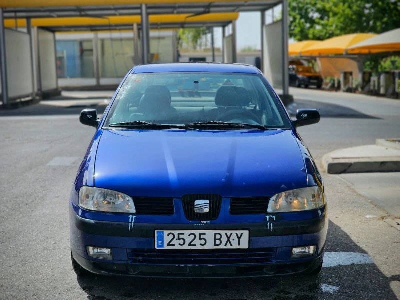 SEAT Cordoba 2002 - foto 1