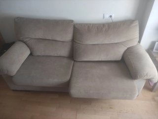 Sofá de 2 plazas beige