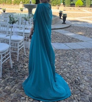 Vestido Marfil Barcelona Azul Largo + Capa