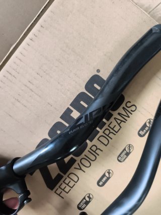 Acoples Carbono Zipp Vuka Evo 70.