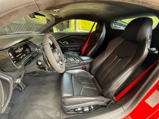Audi R8 Audi R8 V10 FSI 456kW performance quattro S tro
