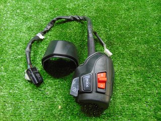 Commutatore destro Piaggio Beverly 400 HPE 2021 22