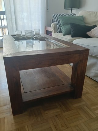 Tavolo da centro in legno massello e vetro