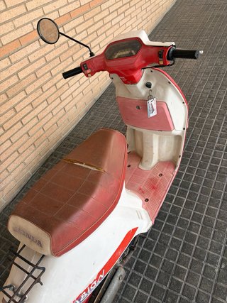 Honda Vision 49cc 2t
